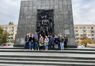 Fotorelacja | Wizyta grupy laureatów konkursu IPN z Białegostoku