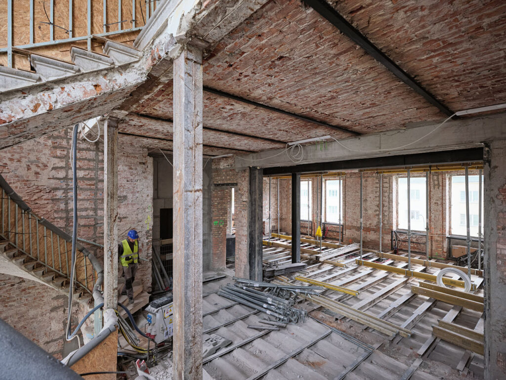 Budowa Muzeum Getta Warszawskie - wnętrze